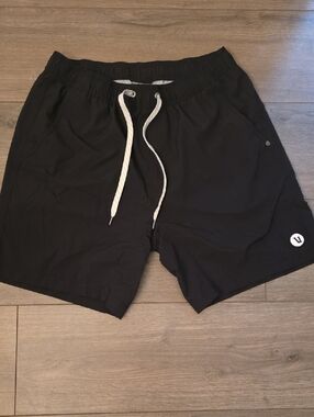 Vuori Black Shorts with White Logo Tab